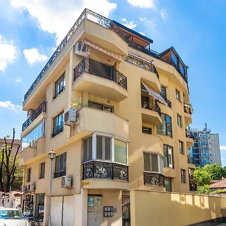 Apartment Modern 1 Bedroom Center Plovdiv